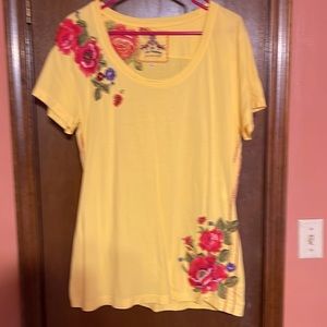 Johnny Was JWLA bright yellow T-shirt